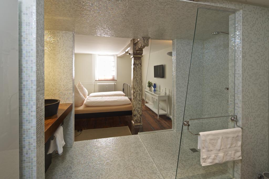 Hotel Zum Lowen Лар Экстерьер фото